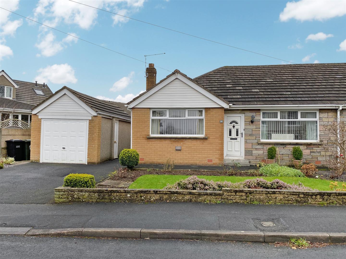 Crag Bank Road, Carnforth R&B Estate Agents